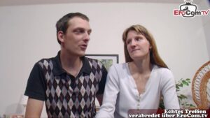 Deutsche verheiratete Frau will Dreier mit anderem Mann
